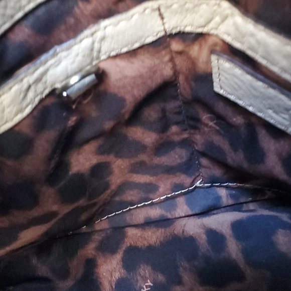 B. Makowsky Cream Leather Bag - Picture 2 of 16